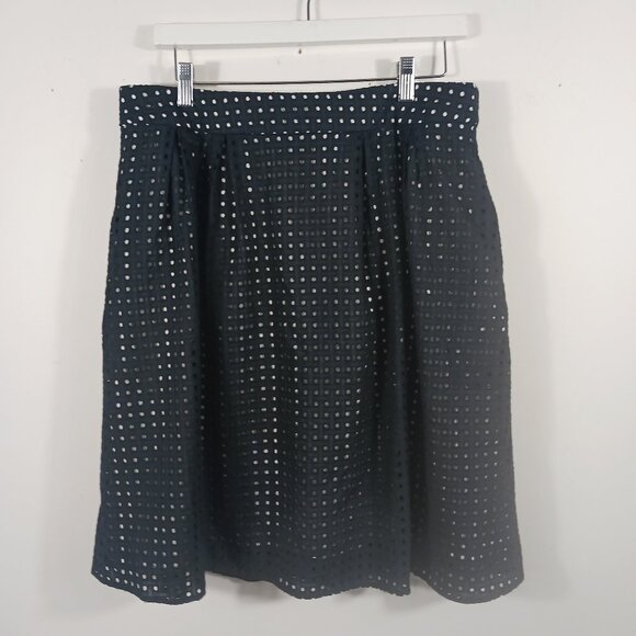 Dennis Basso Black Eyelet Pleated Skirt, White Lining, Size 14, Pockets, Classic - Picture 4 of 12